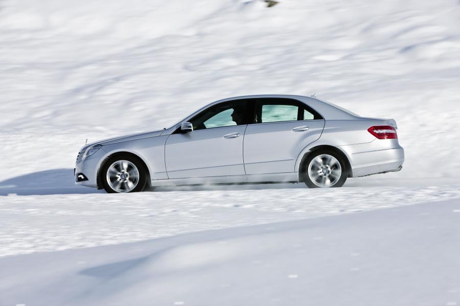  Mercedes-Benz E-Class 4Matic 2009 года  (фото 16 из 43)